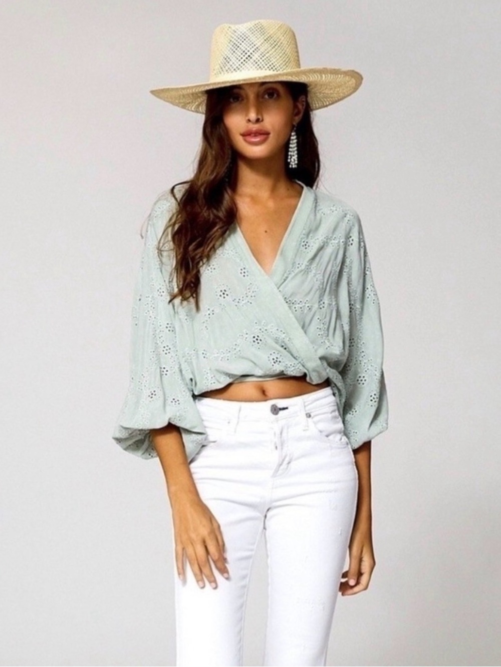 Young Fabulous & Broke Mint Green Eyelet Wrap Top Size M Balloon Sleeves Boho